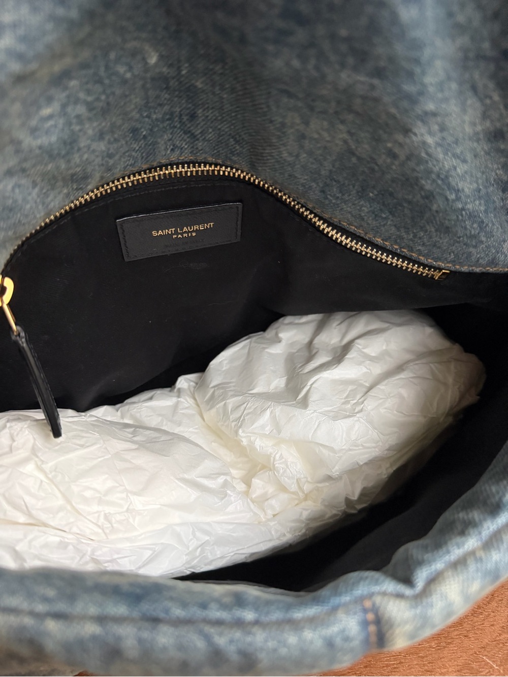 YSL Medium Denim Puffer - Picture 6 of 6